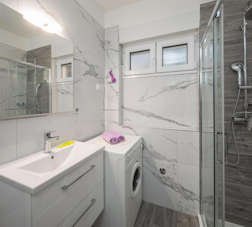 Appartement Seaside Deluxe à Jesenice  Extérieur photo