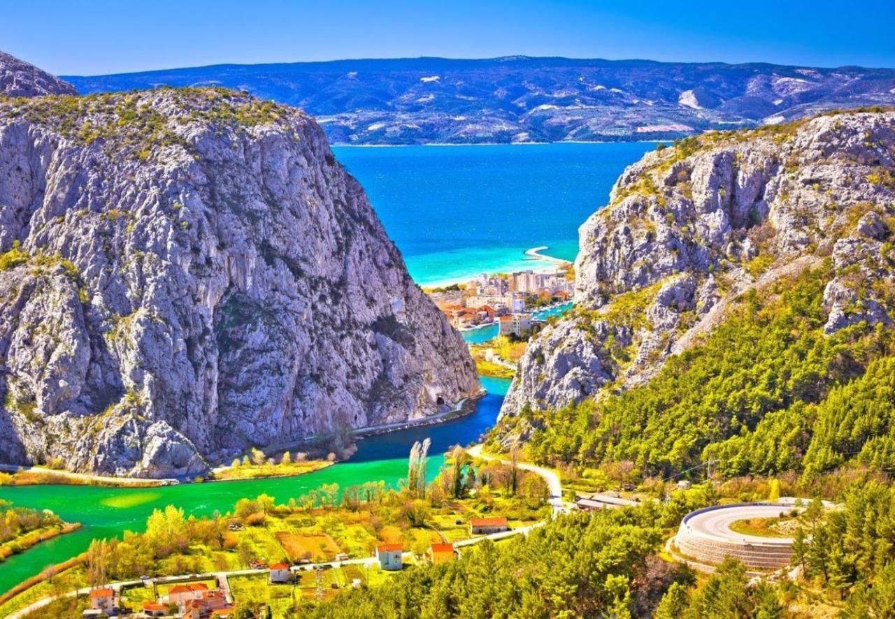 Appartement Seaside Deluxe à Jesenice  Extérieur photo